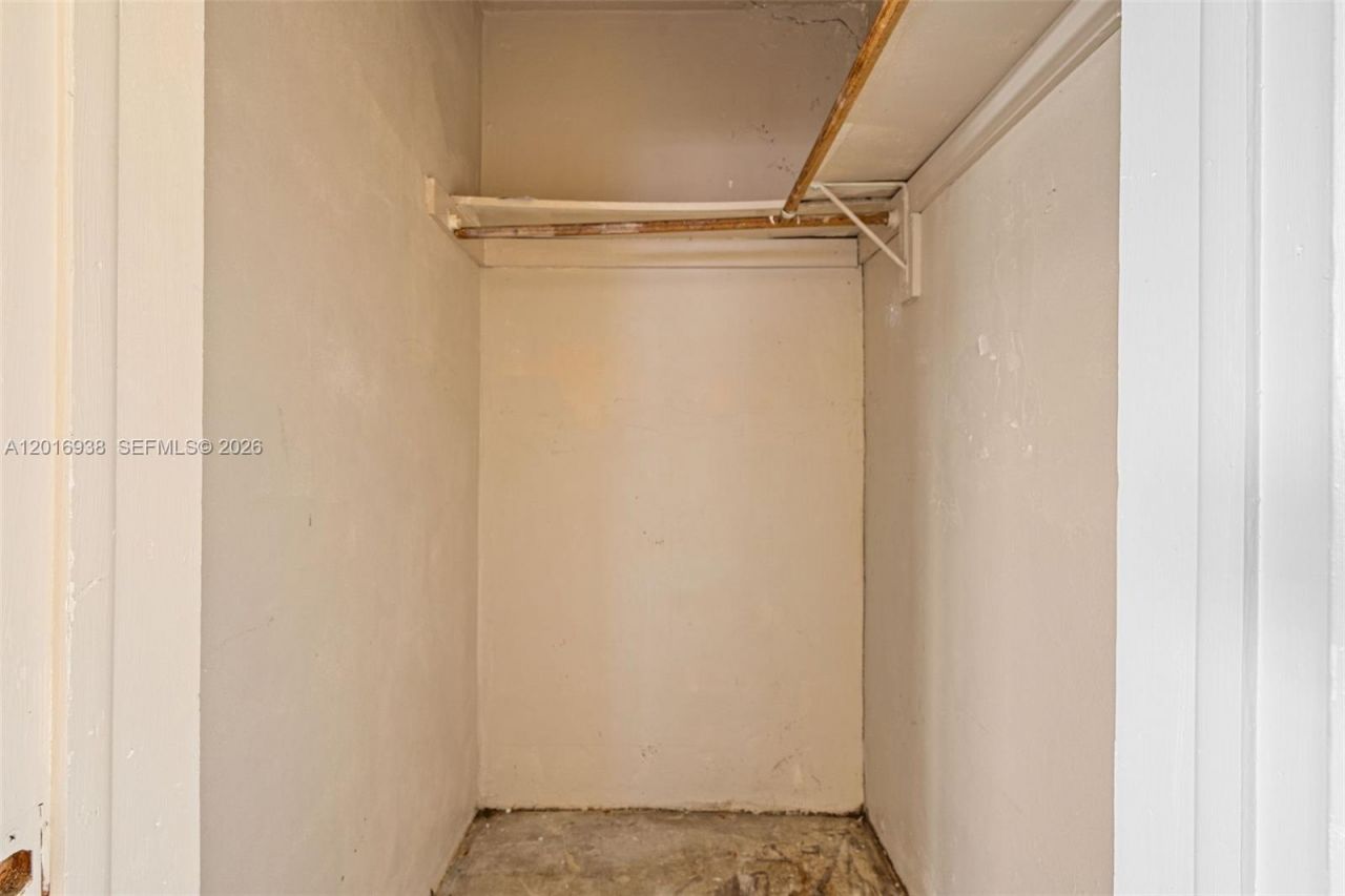 2400 NW 181st Ter, Miami Gardens, FL 33056 Photo