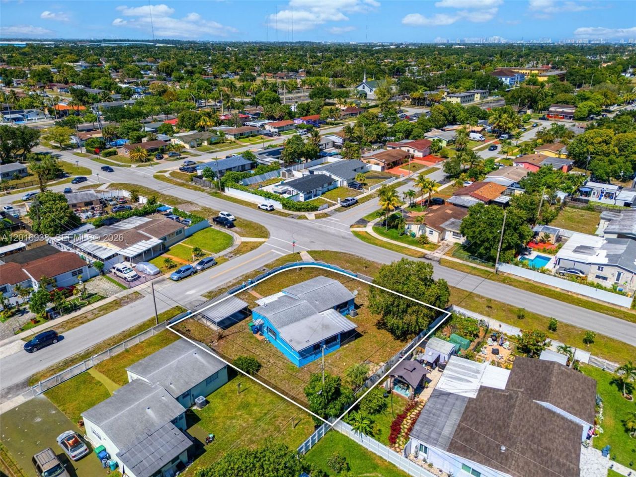2400 NW 181st Ter, Miami Gardens, FL 33056 Photo