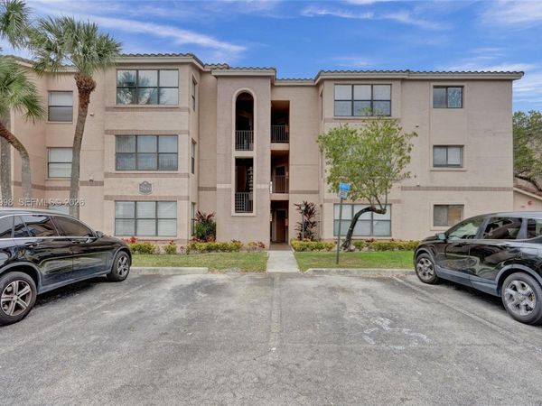 2866 S University Dr , Unit 5107, Davie, FL 33328