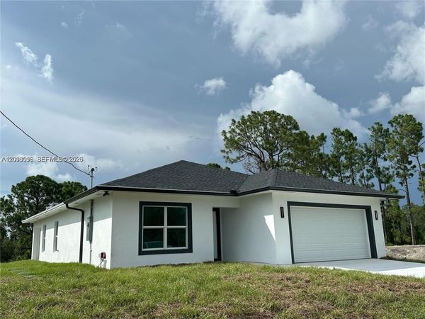 1125 Milwaukee Blvd, Lehigh Acres, FL 33974