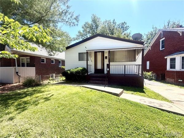 7040 Julian Avenue , University City, MO 63130