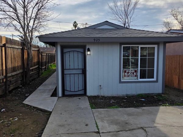 925 Jeffrey , Bakersfield, CA 93305