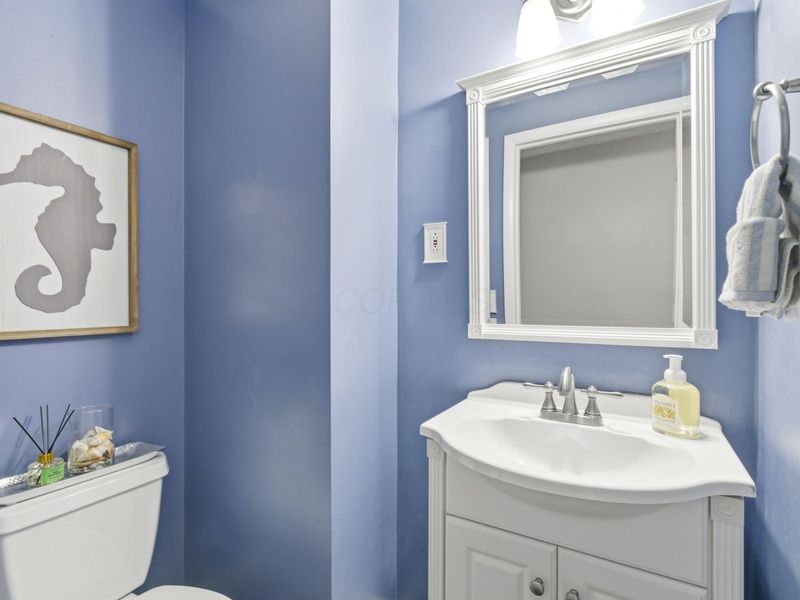 910 Hartney Drive, Columbus, OH 43230 Photo 22