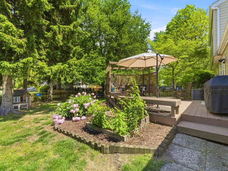 910 Hartney Drive, Columbus, OH 43230 Photo 44