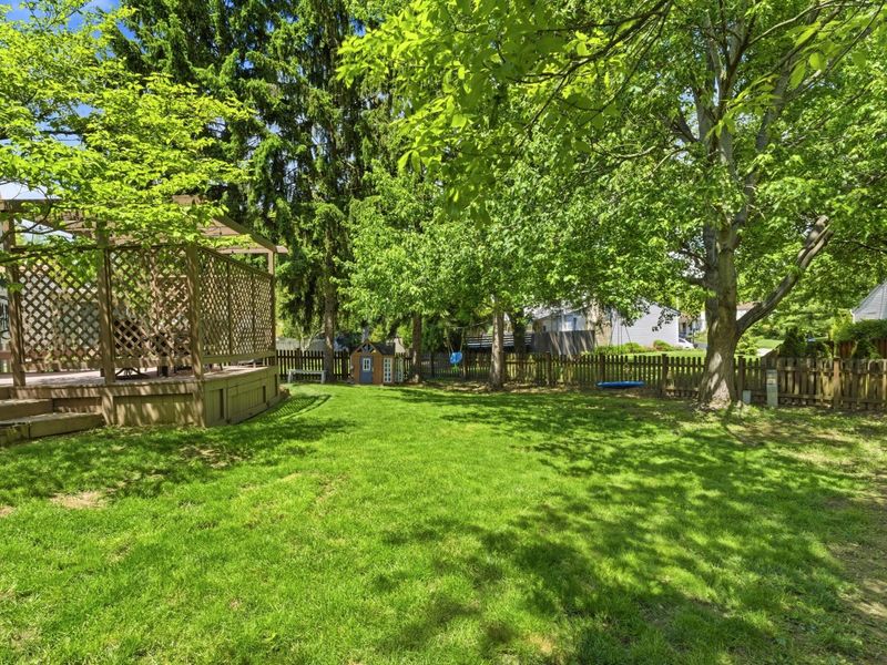 910 Hartney Drive, Columbus, OH 43230 Photo 46