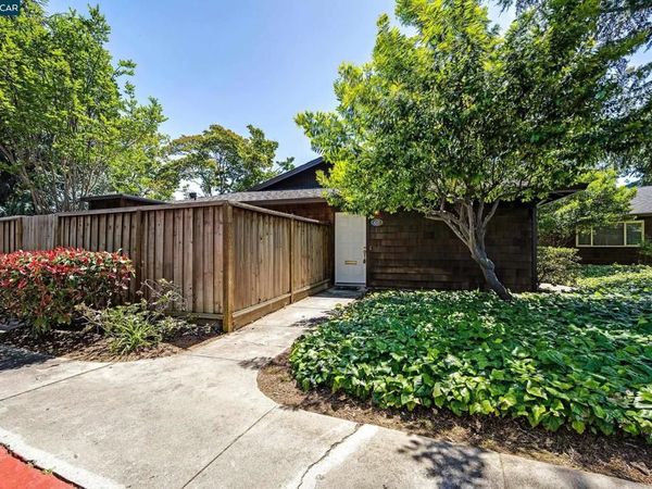 4127 Ravenwood Pl, Castro Valley, CA 94546