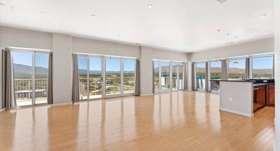 200 W 2nd Street, Unit APT 1604, Reno, NV 89501 Photo