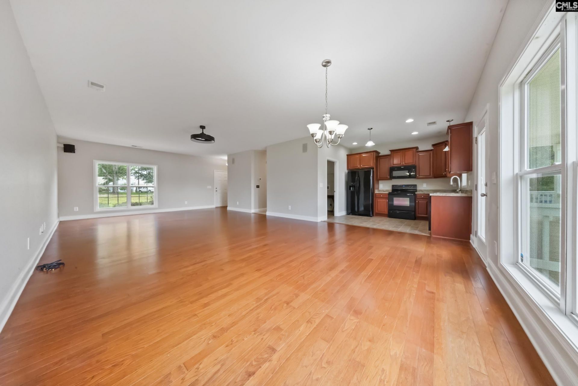 217 Lakewood Drive Photo 33