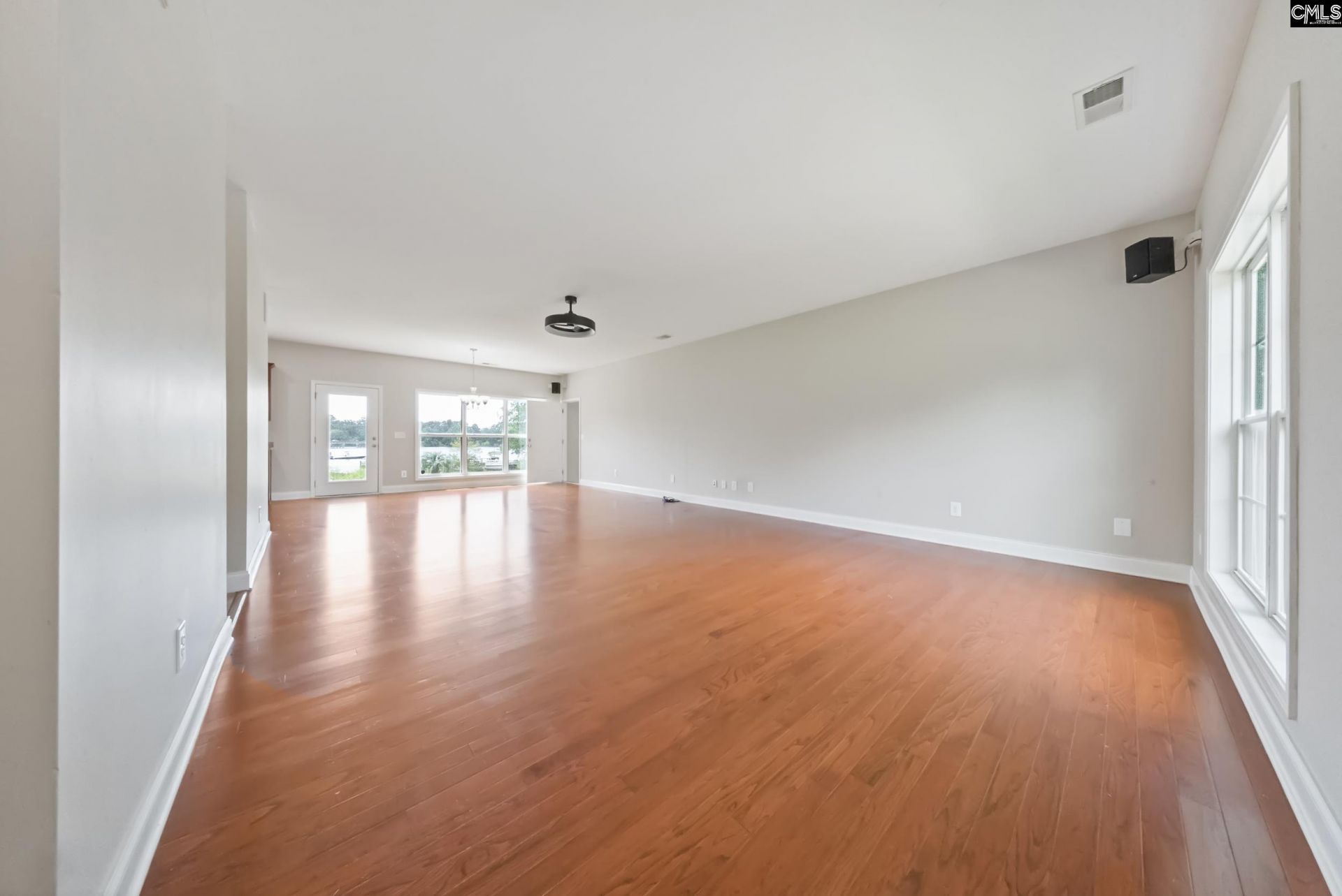 217 Lakewood Drive Photo 34