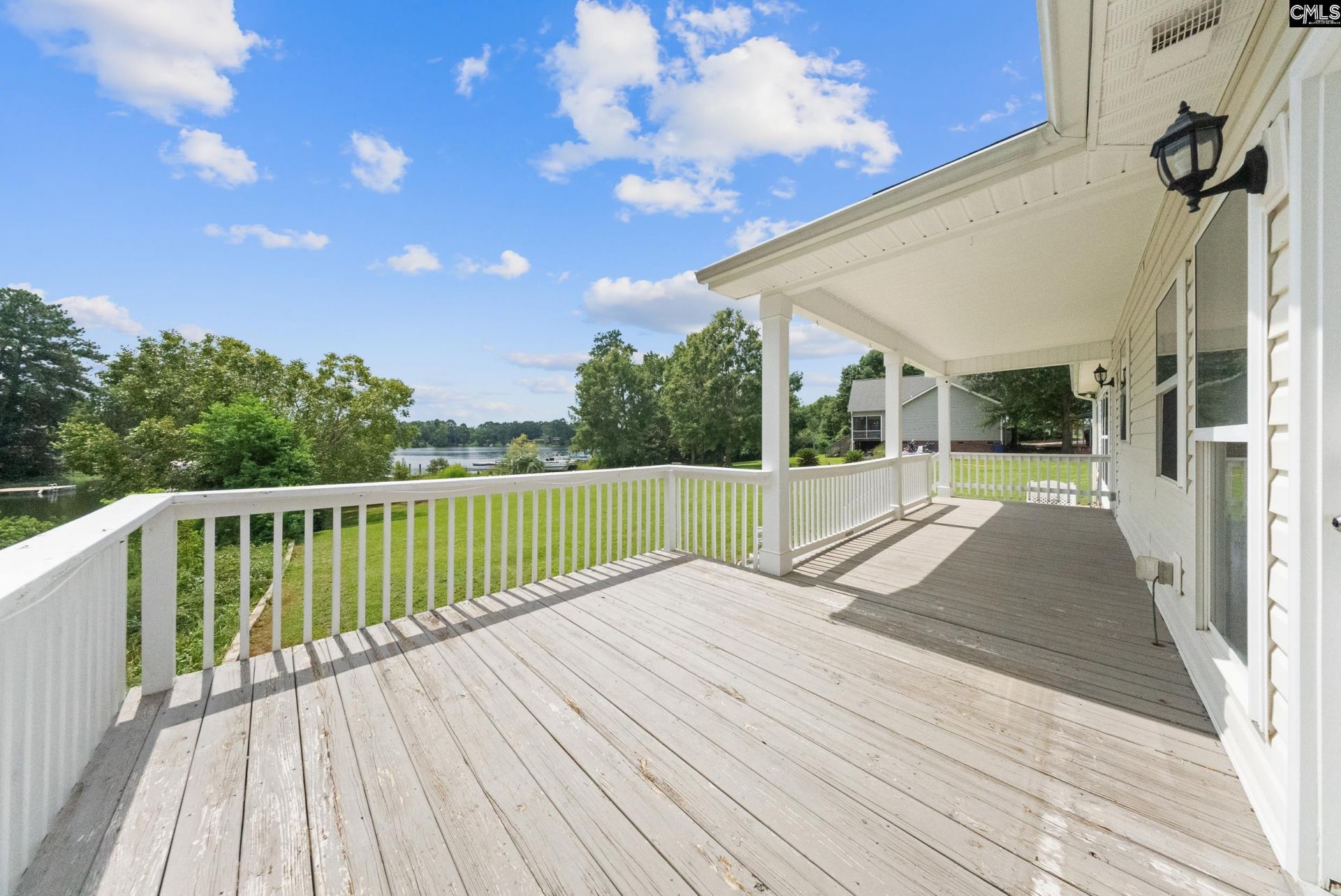 217 Lakewood Drive Photo 6