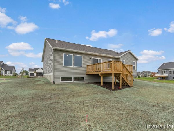 10522 Poppy Lane, Allendale, MI 49401