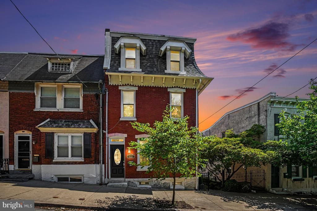122 Kalos Street, Philadelphia, PA 19128 Main Photo