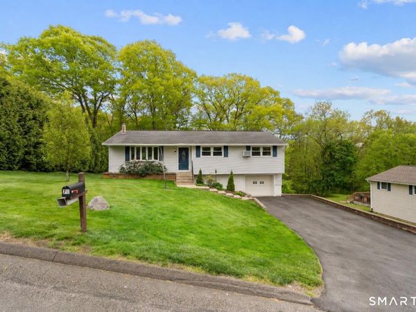 79 Forestview , Wolcott, CT 06716