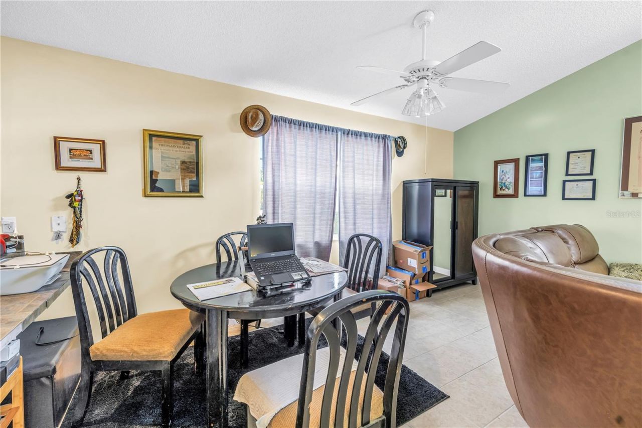 208 N Spring Boulevard, Tarpon Springs, FL 34689 Photo