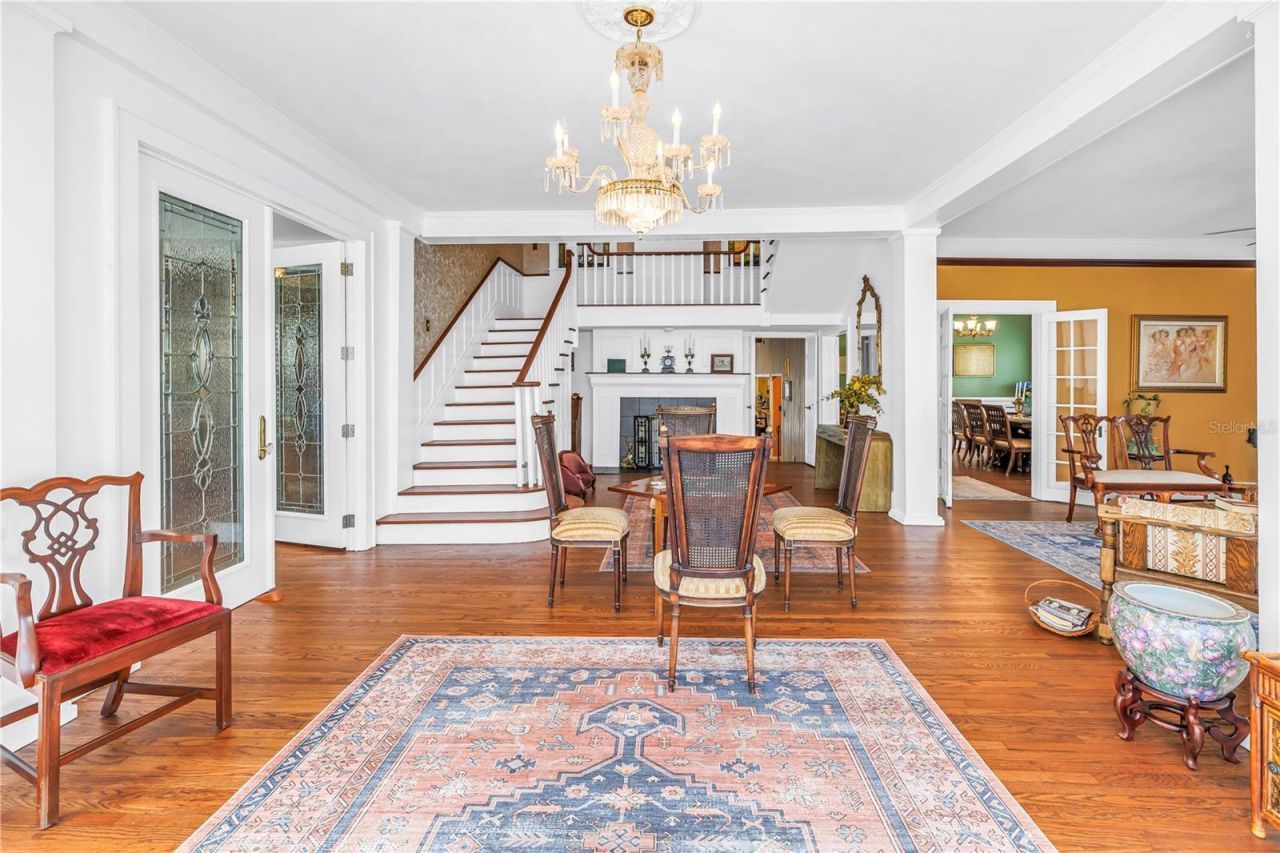 208 N Spring Boulevard, Tarpon Springs, FL 34689 Photo