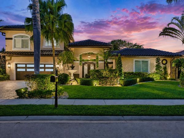 715 NW 101st Terrace, Plantation, FL 33324