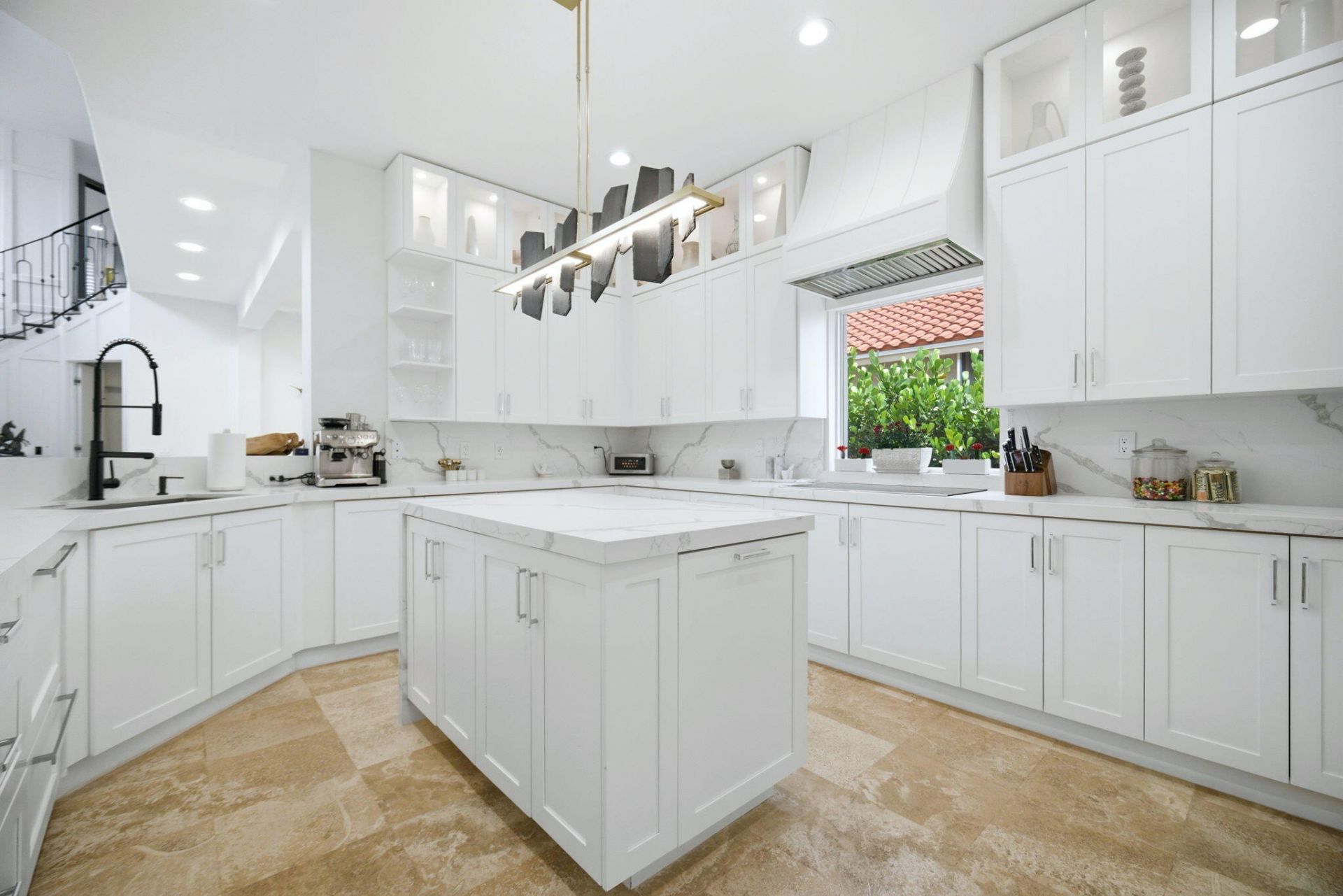 715 NW 101st Terrace, Plantation, FL 33324 Photo
