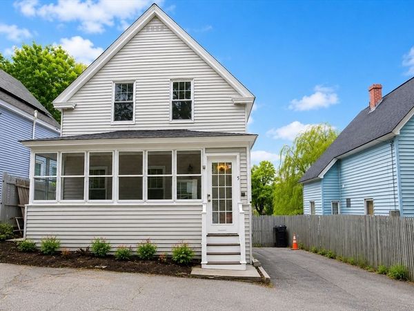 5 Lyman St, Worcester, MA 01603