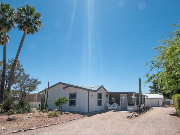 374 N Buckhorn Court, Queen Valley, AZ 85118