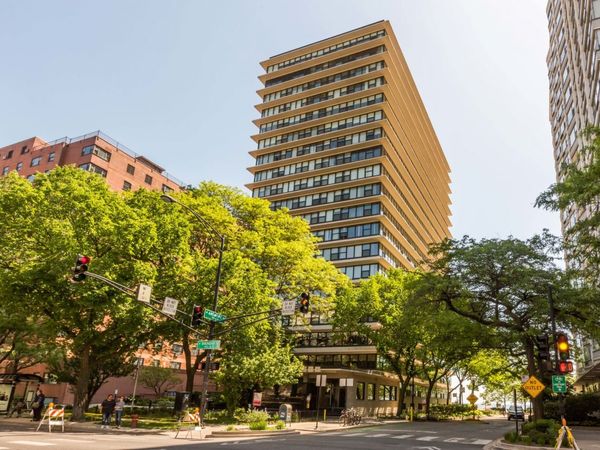 5801 N Sheridan Road, Unit 6B, Chicago, IL 60660