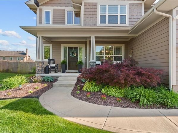 1533 SW 41st Street, Lee's Summit, MO 64082