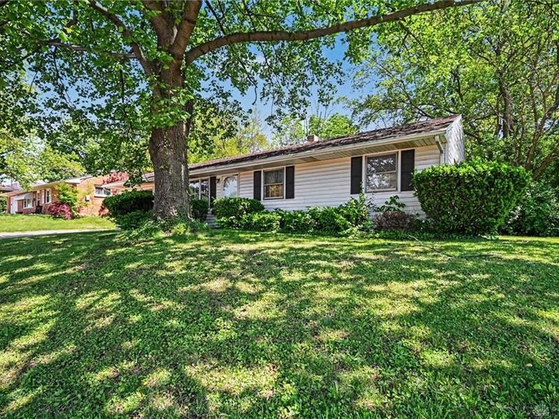 213 S Breiel Boulevard, Middletown, OH 45044 Photo 2