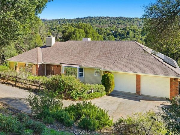 39309 Forest Park Lane, Oakhurst, CA 93644
