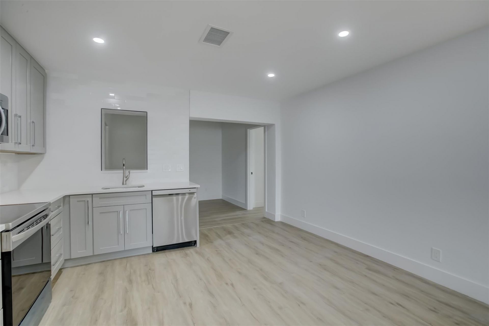 2155 NE 56th Court, Fort Lauderdale, FL 33308 Photo