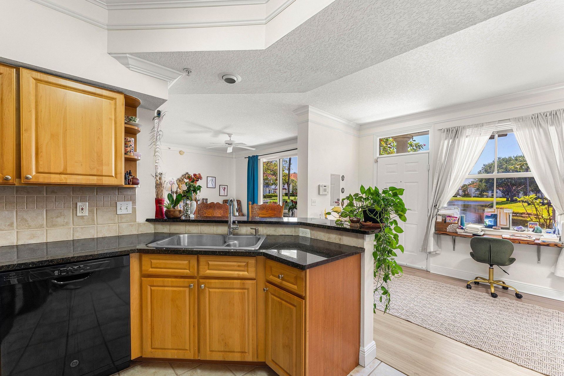 2012 Alta Meadows Lane, Unit 111, Delray Beach, FL 33444 Photo