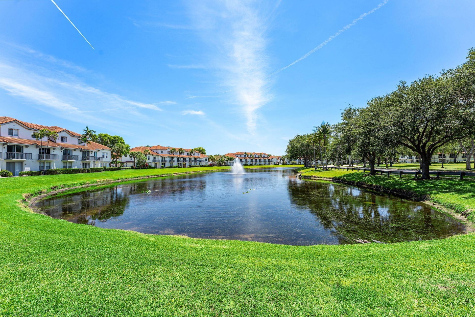 2012 Alta Meadows Lane, Unit 111, Delray Beach, FL 33444 Photo