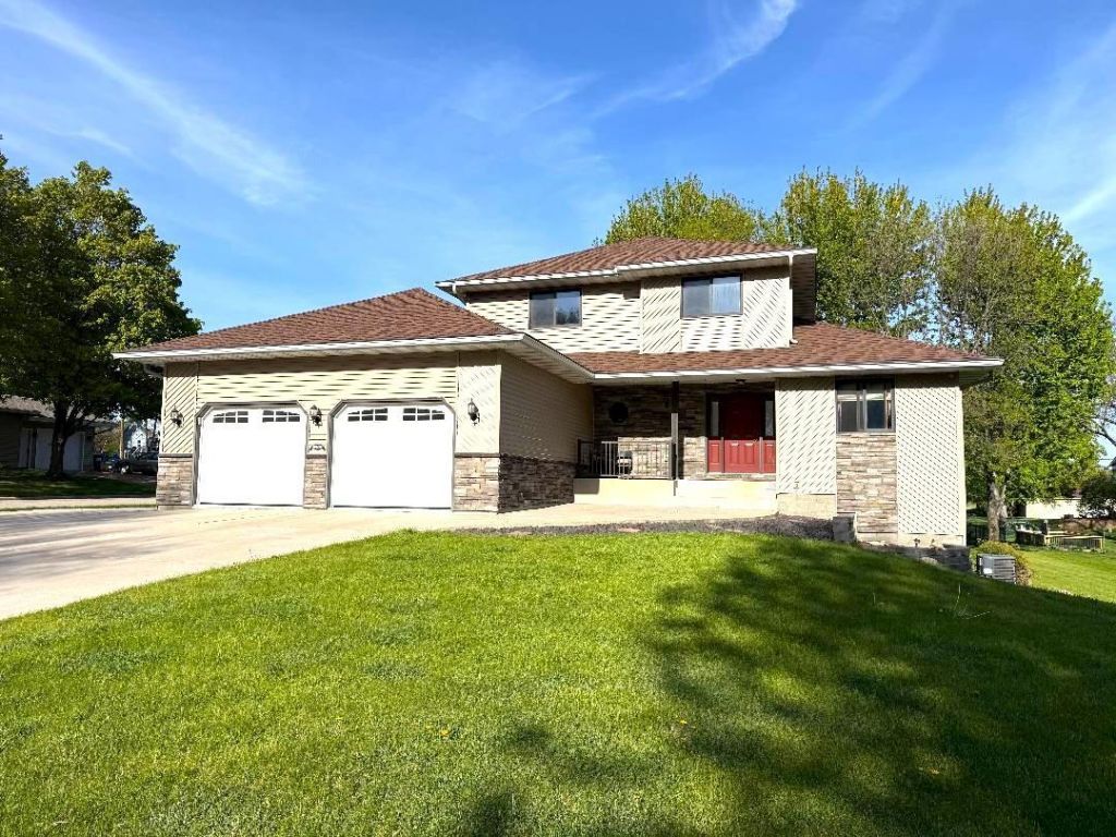 220 4th Avenue NW, Lonsdale, MN 55046