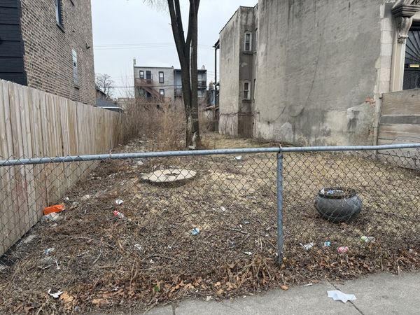 4311 W Monroe Street, Chicago, IL 60624