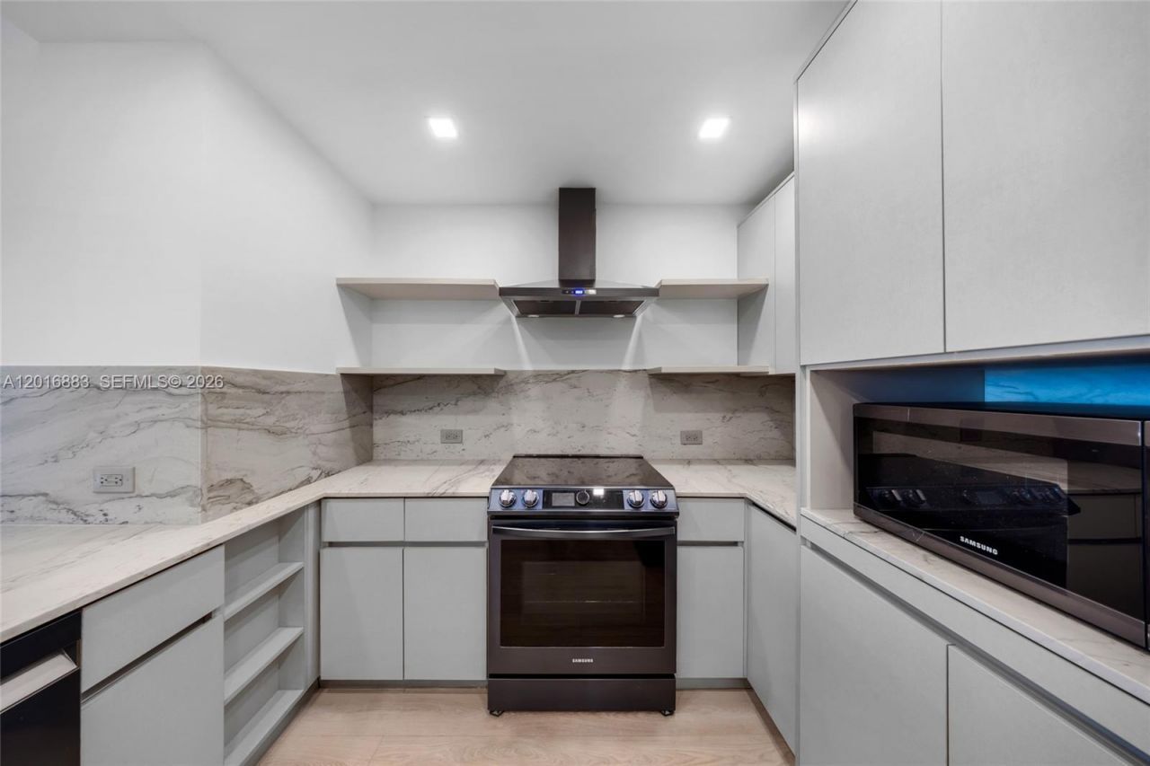 7901 Hispanola Ave , Unit 2007, North Bay Village, FL 33141 Photo