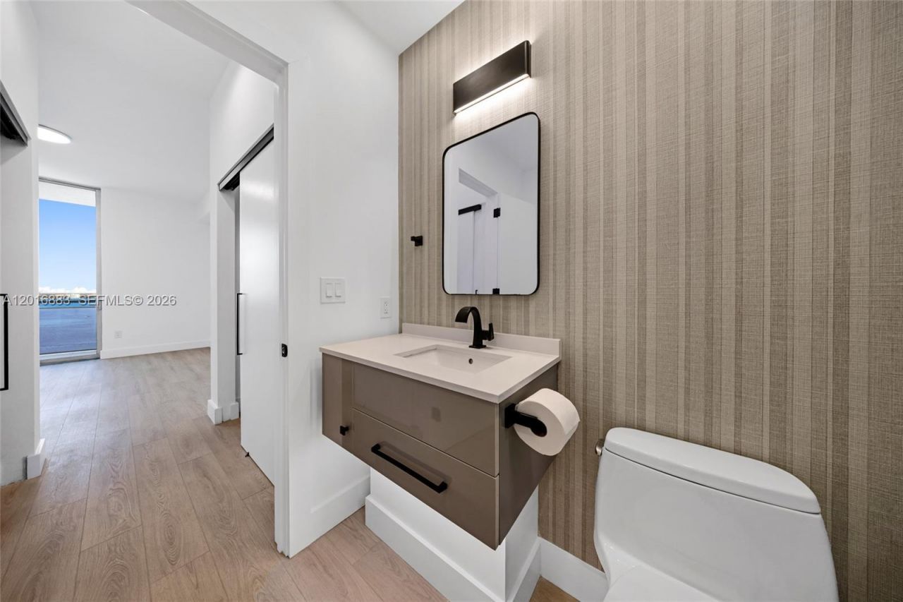 7901 Hispanola Ave , Unit 2007, North Bay Village, FL 33141 Photo