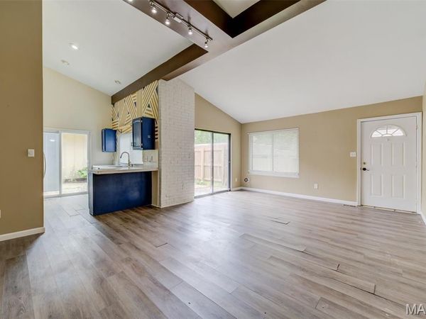 1311 Musket Hollow , Unit F, St Charles, MO 63303