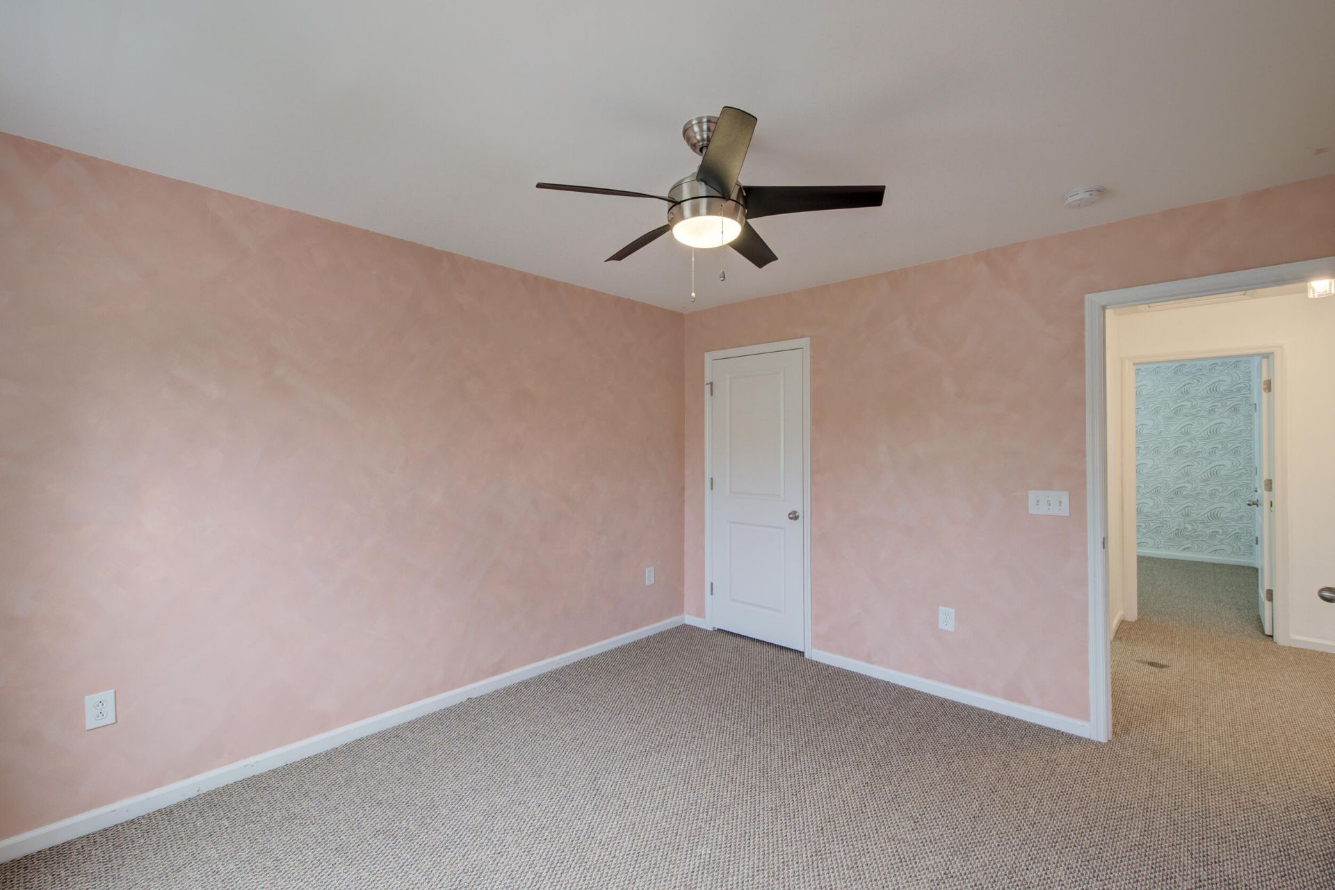 1054 Whitlow Boulevard Photo 25