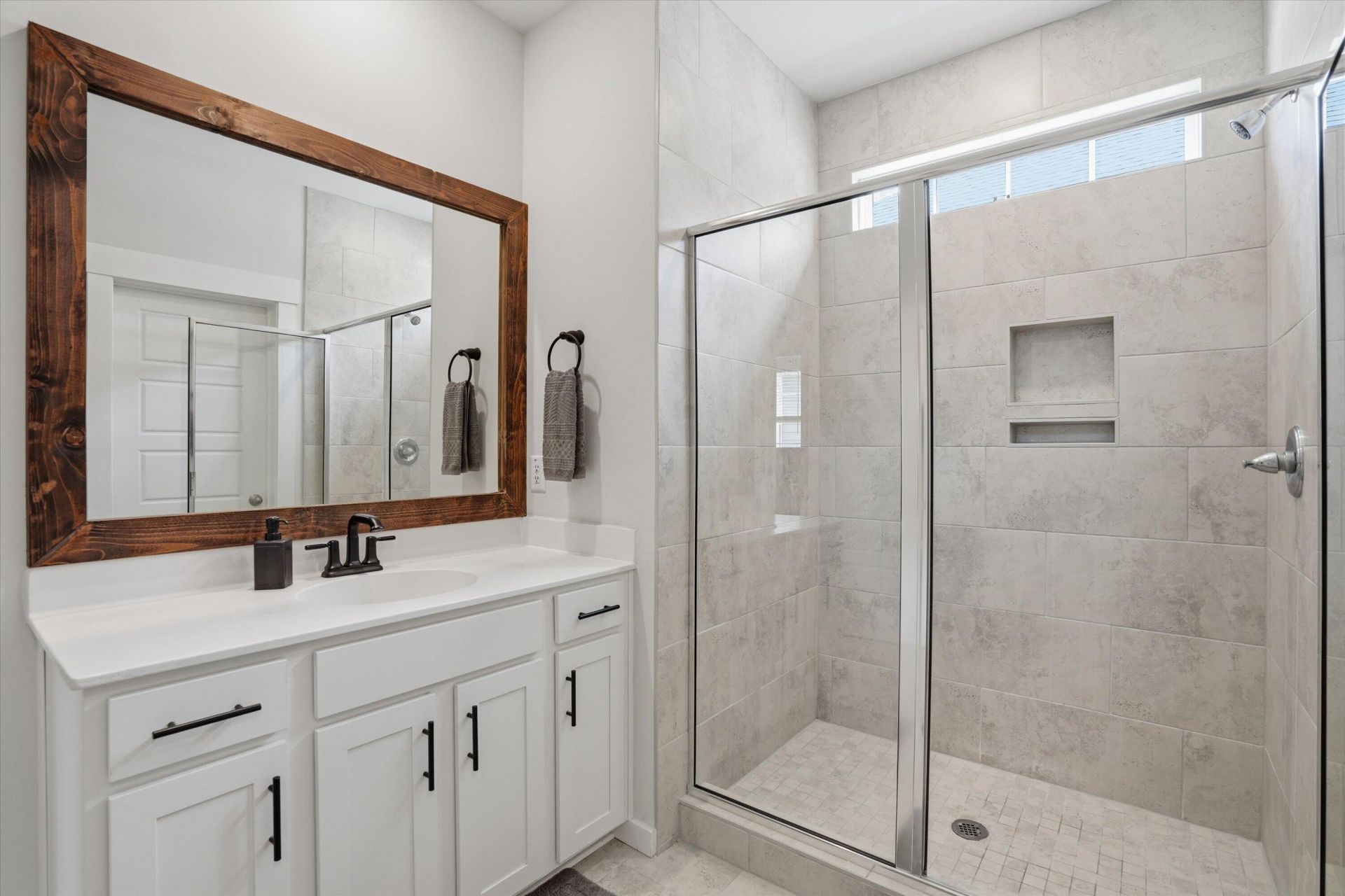 131 Trumpet Vine Drive Photo 27
