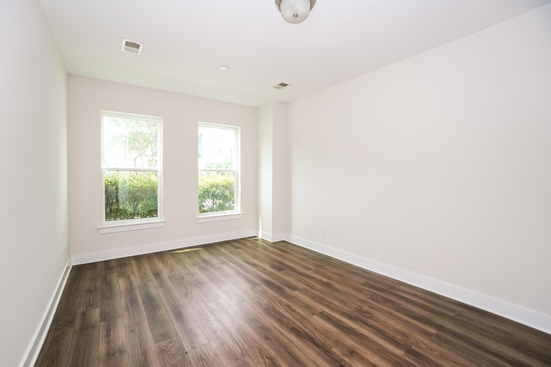4416 Avery Avenue Photo 8