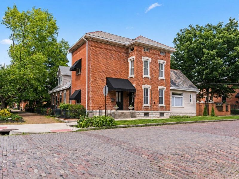 810 Mohawk Street, Columbus, OH 43206 Photo 2