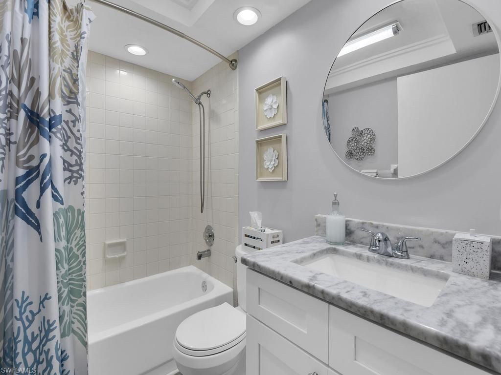 8474 Charter Club Cir, Unit 14, Fort Myers, FL 33919 Photo