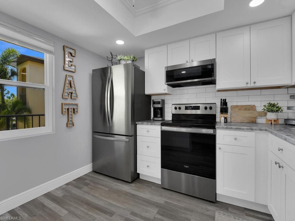 8474 Charter Club Cir, Unit 14, Fort Myers, FL 33919 Photo