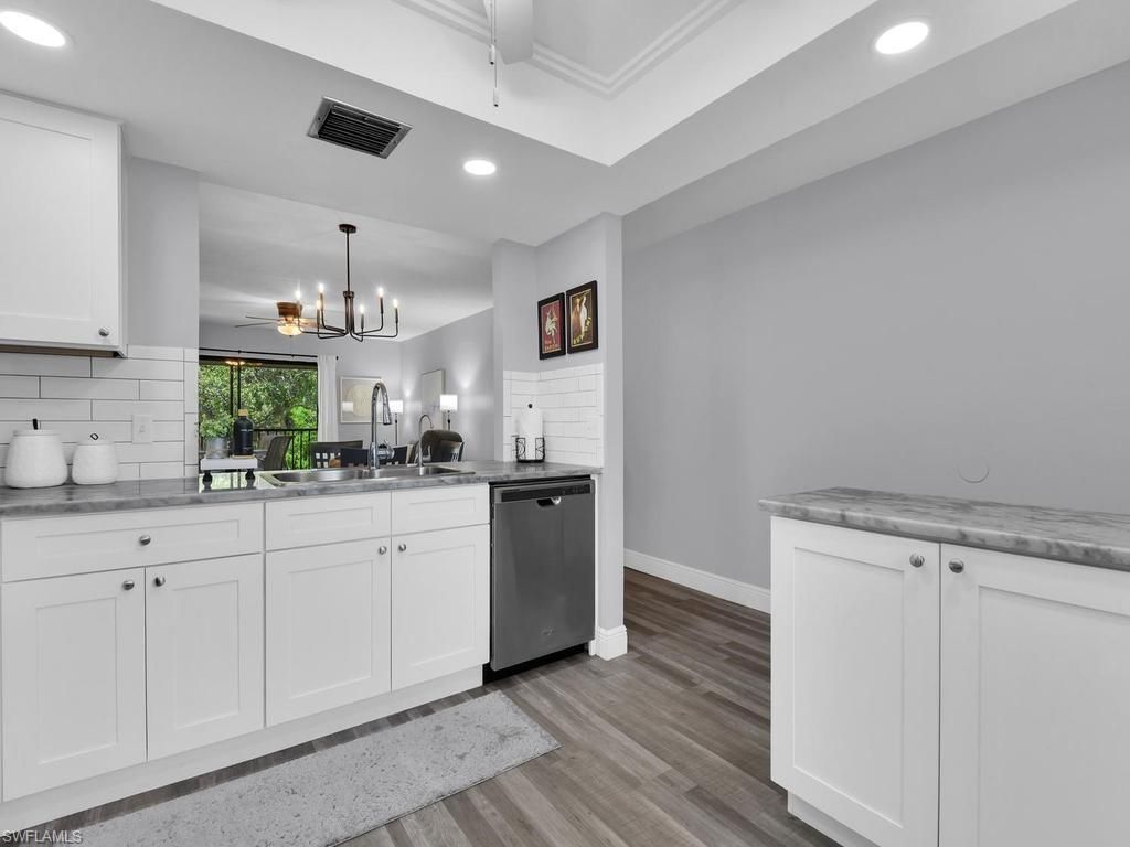 8474 Charter Club Cir, Unit 14, Fort Myers, FL 33919 Photo