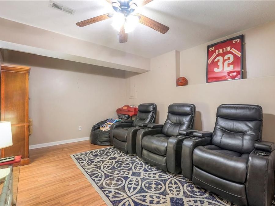 Property Image 37