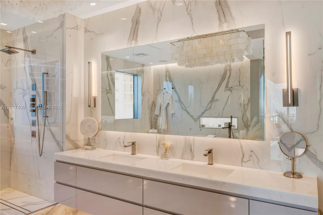 10295 Collins Ave , Unit 301, Bal Harbour, FL 33154 Photo