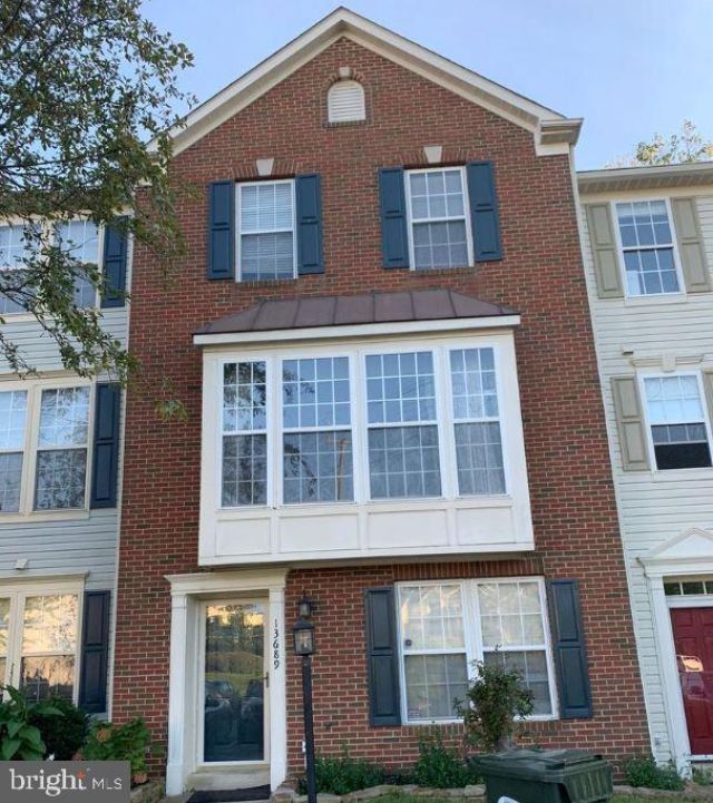 13689 Saint Johns Wood Place, Herndon, VA 20171 Main Photo