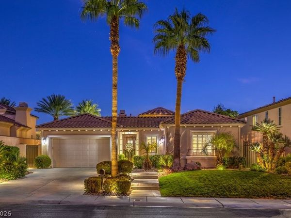 3298 Dove Run Creek Drive , Las Vegas, NV 89135
