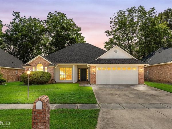 2522 Brookhaven Drive , Bossier City, LA 71111