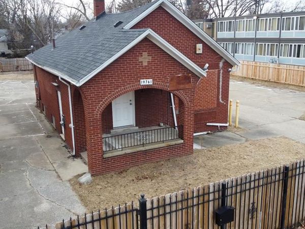 19761 GREENFIELD Road , Detroit, MI 48235
