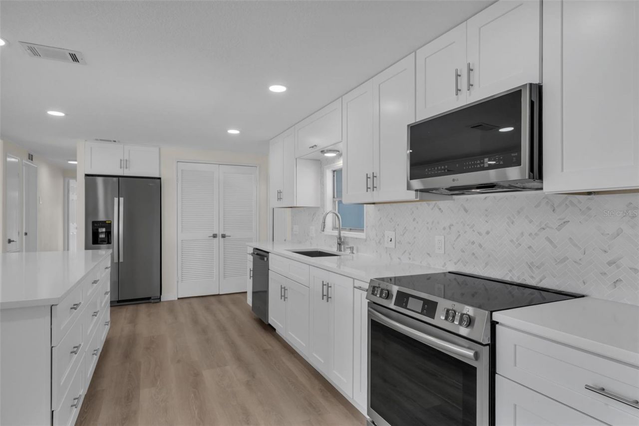 2153 Oak Grove Drive, Unit 73, Zellwood, FL 32798 Photo