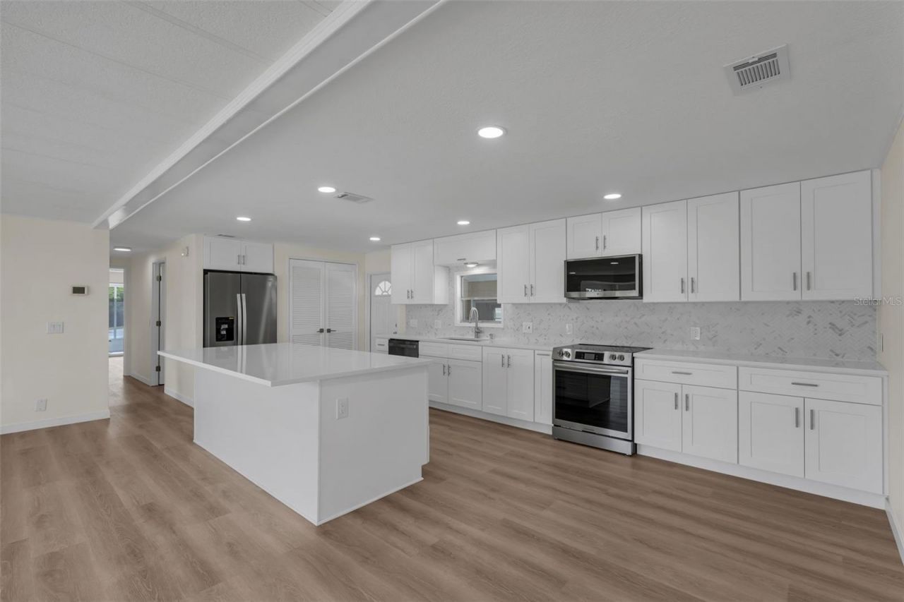 2153 Oak Grove Drive, Unit 73, Zellwood, FL 32798 Photo